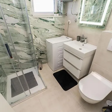 Apartman & - Free Parking *